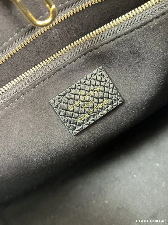 Official oldcobbler ONTHEGO LOUIS VUITTON PM 0823